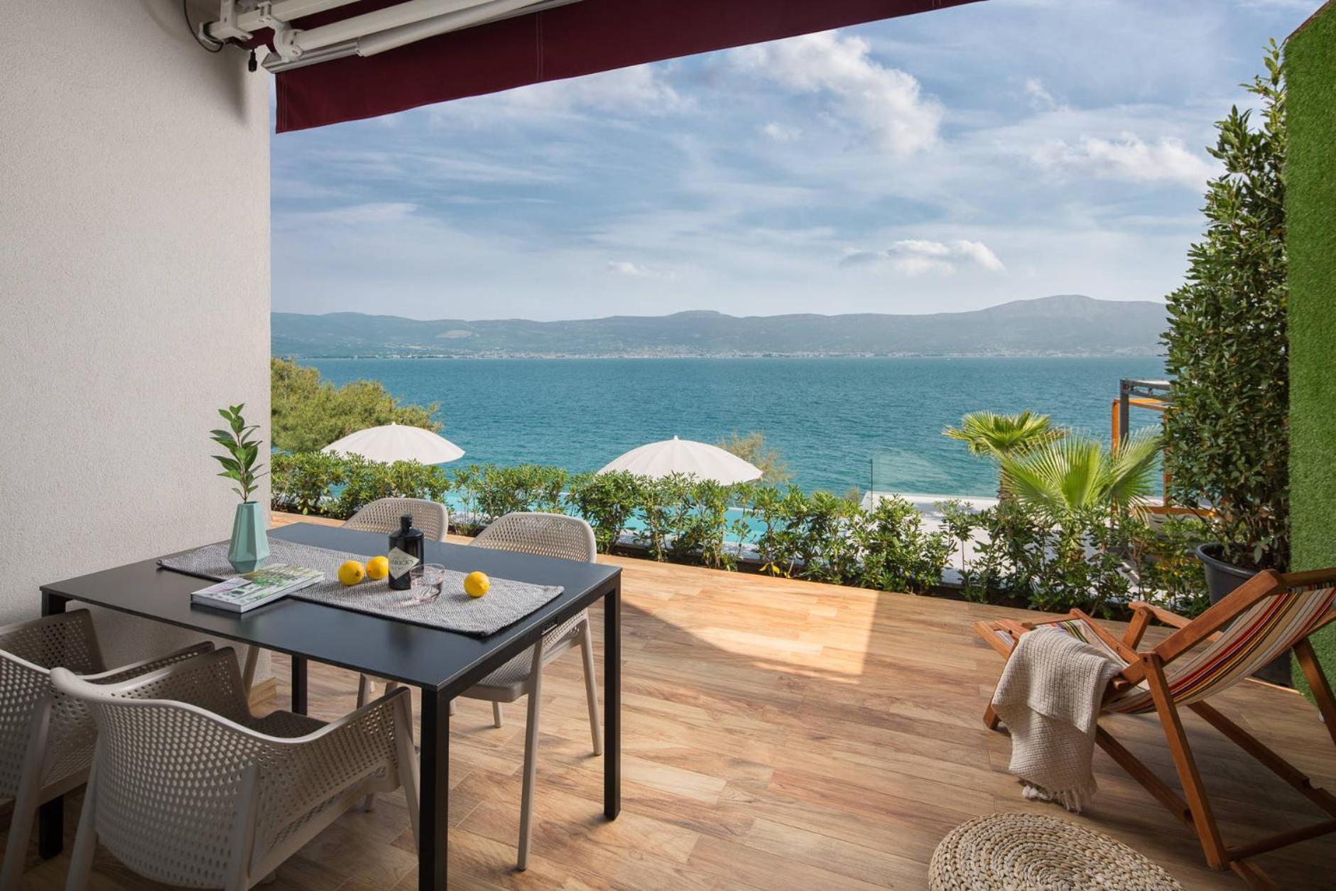 Olive Hill House - Ground Floor Apartment Slatine Ngoại thất bức ảnh